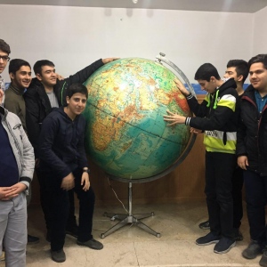 مدرسه جهان دانش